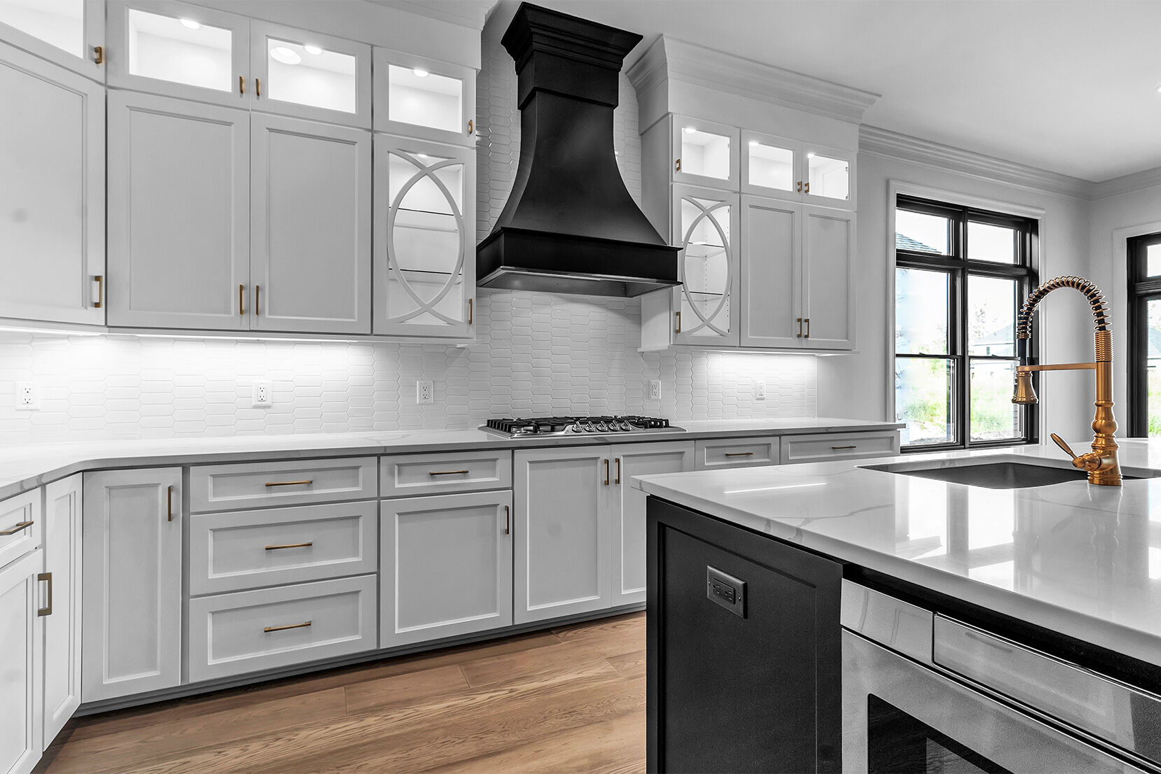 DesignerHomes_Kitchen.jpg